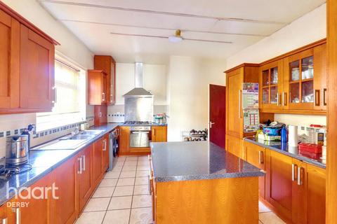 6 bedroom detached house for sale, Almond Street, Derby