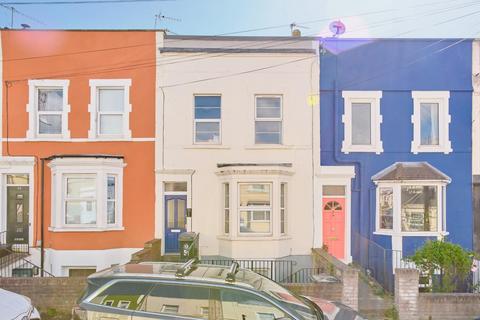1 bedroom flat for sale, Green Street, Totterdown