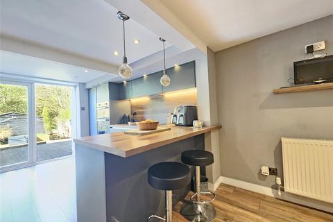 56 Turner Street, Lees, Oldham, OL4 3JB