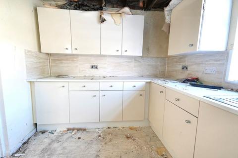 4 bedroom end of terrace house for sale, 11 The Marian Way, Bootle, L30 3TB