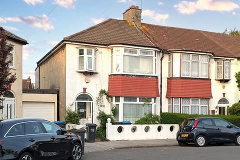 4 bedroom end of terrace house for sale, 43 Dovercourt Avenue, Thornton Heath, CR7 7LJ