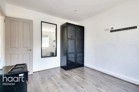 21 Mansel Drive, Rochester, ME1 3HX