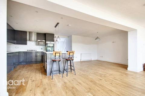 21 Mansel Drive, Rochester, ME1 3HX