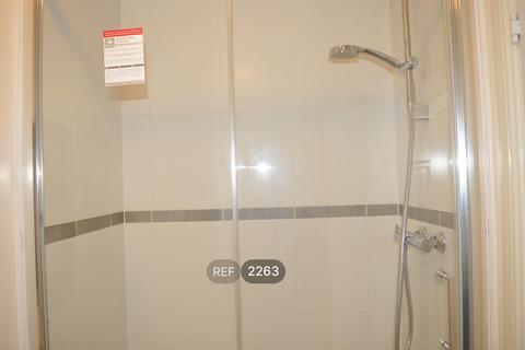 2 bedroom apartment to rent, 32 Runnymede Lane, Kingswood, HU7 3AD