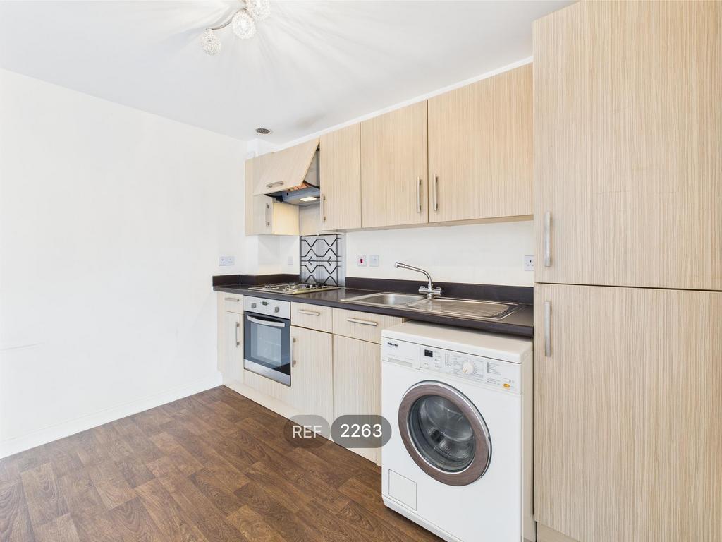 Kitchen &amp; Living area