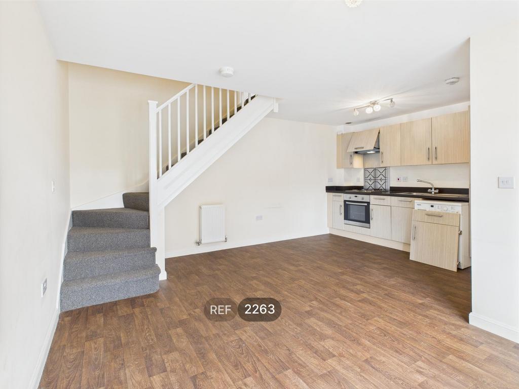 Kitchen &amp; Living area