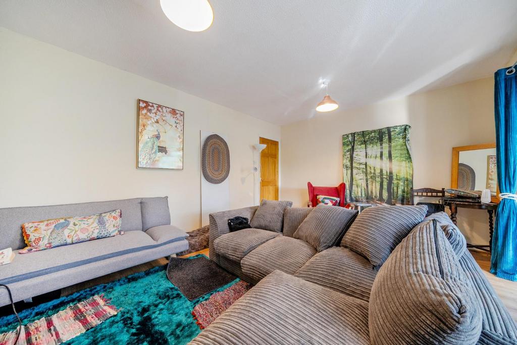 Lounge corner.jpg