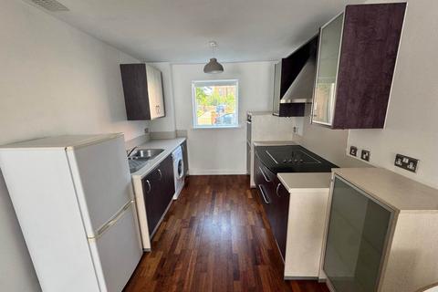 1 bedroom apartment to rent, Henke Court, Cardiff Bay,