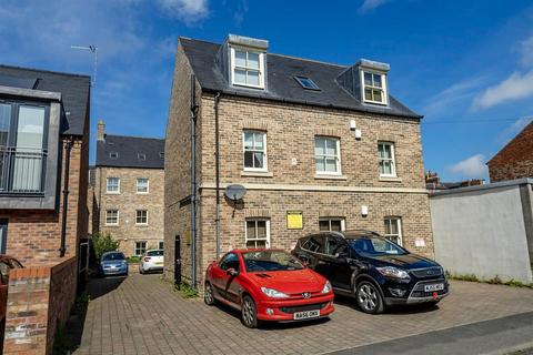 2 bedroom apartment to rent, Crossley Court, Clarence Street, York, YO31 7DE
