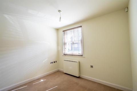 2 bedroom apartment to rent, Crossley Court, Clarence Street, York, YO31 7DE