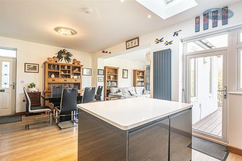 2 bedroom detached bungalow for sale, Rivelin Bank, Rivelin, Sheffield