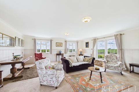 3 bedroom bungalow for sale, Barnsley Farm, Hayscastle, Haverfordwest, Pembrokeshire