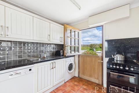 3 bedroom bungalow for sale, Barnsley Farm, Hayscastle, Haverfordwest, Pembrokeshire