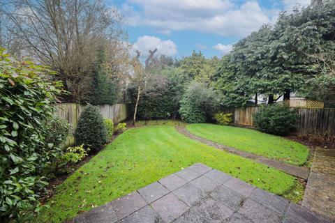 undefined, Hillview Close, Pinner HA5