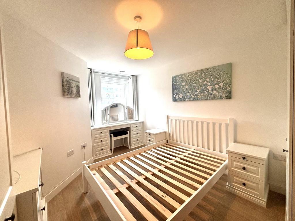 Bedroom 1.jpeg