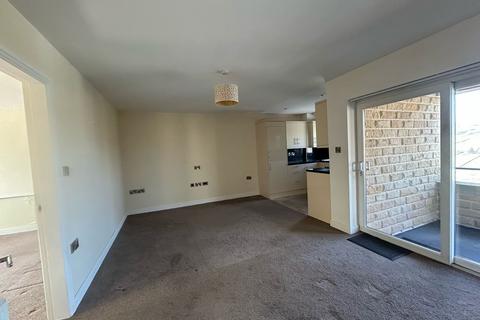 3 bedroom apartment to rent, 5 The Sun Apartments