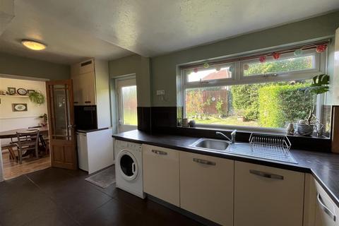 21 Villa Mount, Wyke, Bradford, BD12 9LD