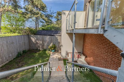 1 bedroom semi-detached house for sale, Langer Road, Felixstowe, Suffolk, IP11