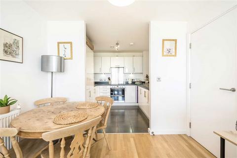 1 bedroom flat for sale, Parkside Avenue, London SE10