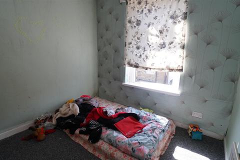 3 bedroom terraced house for sale, Grenfell Road, Bradford