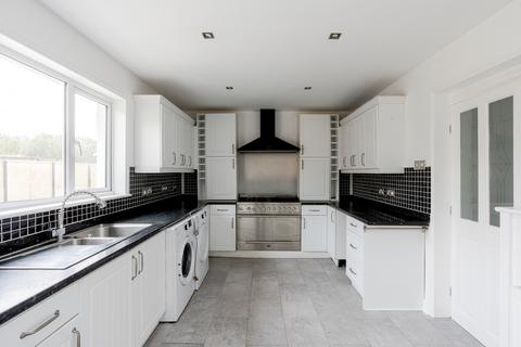 6 Belstone Walk, Bristol, BS4 1QS