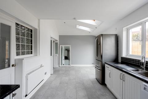 6 Belstone Walk, Bristol, BS4 1QS
