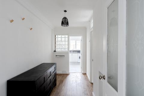 6 Belstone Walk, Bristol, BS4 1QS