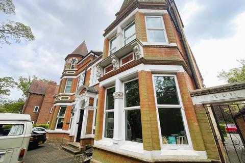 1 bedroom flat for sale, Wake Green Road, Birmingham B13