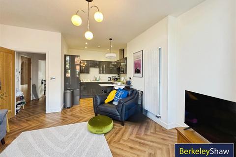 1 bedroom apartment for sale, Merchant Court, College Avenue, Crosby