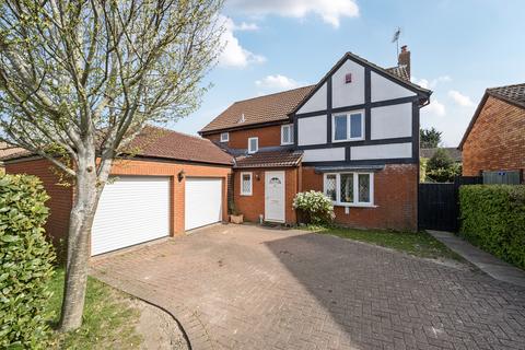 1 Badgers Close, Wanborough, Swindon, SN4 0EN