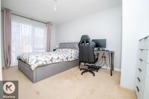 16 Manston Road, Birmingham, B26 2TS