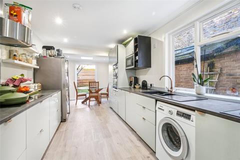 5 Meon Road, London, W3 8AN
