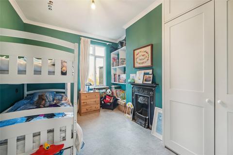 5 Meon Road, London, W3 8AN