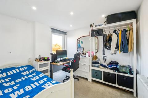 5 Meon Road, London, W3 8AN