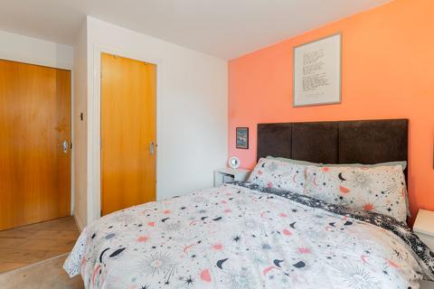 2/1, 41 Minerva Way, Glasgow, G3 8GF