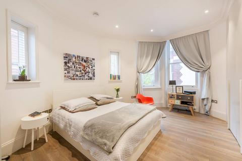 5 bedroom flat for sale, York Mansions, Earls Court, London, SW5