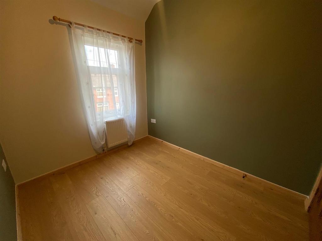 BED 3.jpg