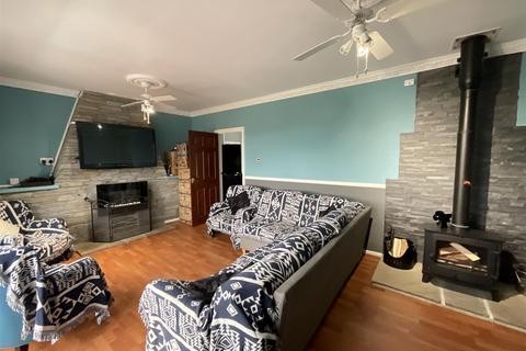 4 bedroom property with land for sale, Black Lion Road, Ammanford SA18