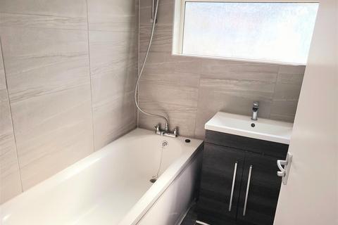 27 Angle Road, Grays, RM20 4AP
