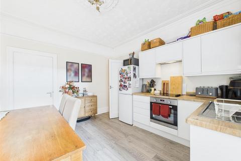 2 bedroom apartment for sale, Mary Street, Porthcawl CF36