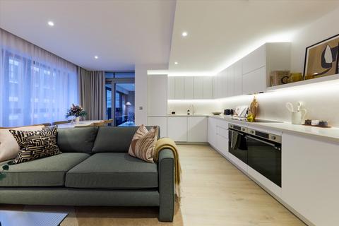 undefined, New Drum Street, London, E1