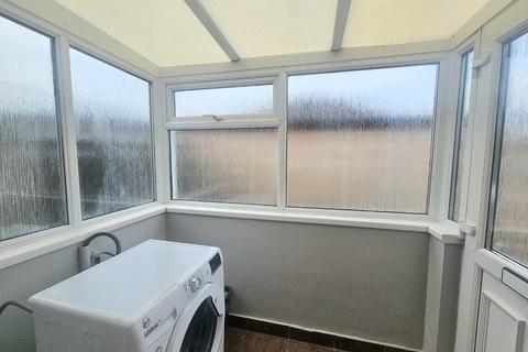 32 Leaze Close, Berkeley, GL13 9DA