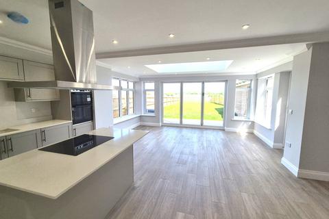 4 bedroom link detached house for sale, at Nationwide, Plot 6 Follyfield Gardens, Stebbing Road CM6