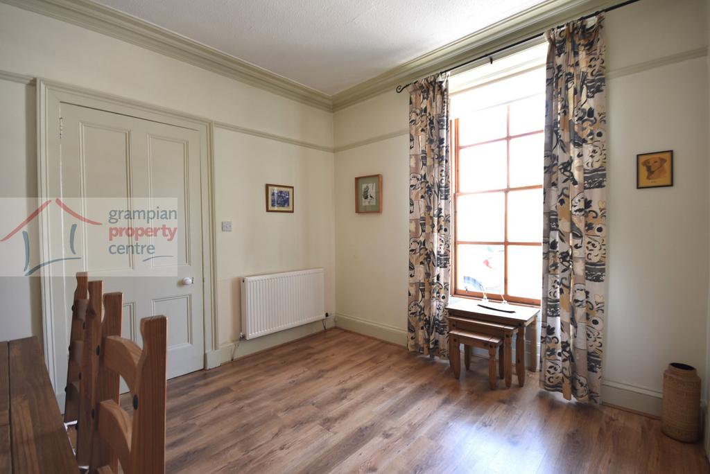Dining room .JPG