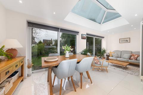 3 bedroom detached house for sale, Thornborough Close, Market Harborough LE16