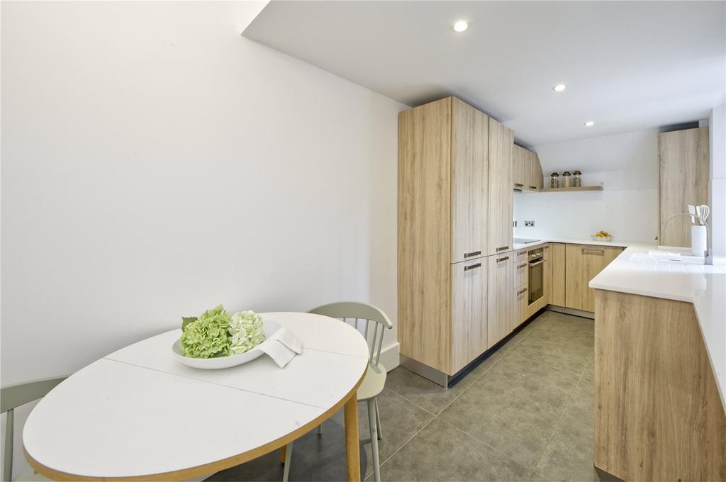 Kitchen/Dining Area