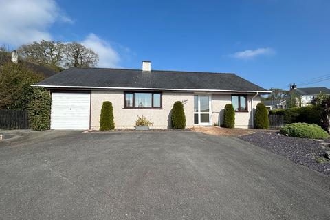 3 bedroom detached bungalow for sale, Stryd Y Fron, Bala