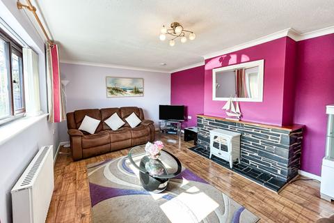 3 bedroom detached bungalow for sale, Stryd Y Fron, Bala