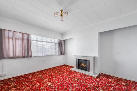 3 bedroom semi-detached bungalow for sale, Lynton Close, Llanrumney, Cardiff. CF3