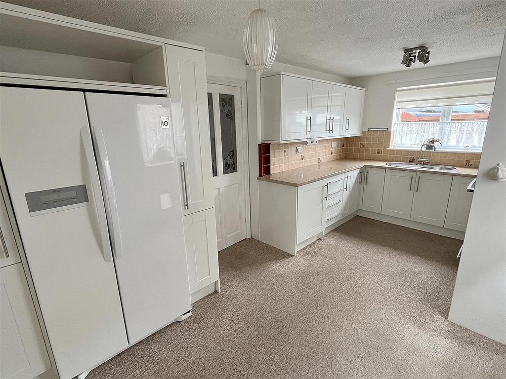 Dining Kitchen.jpg